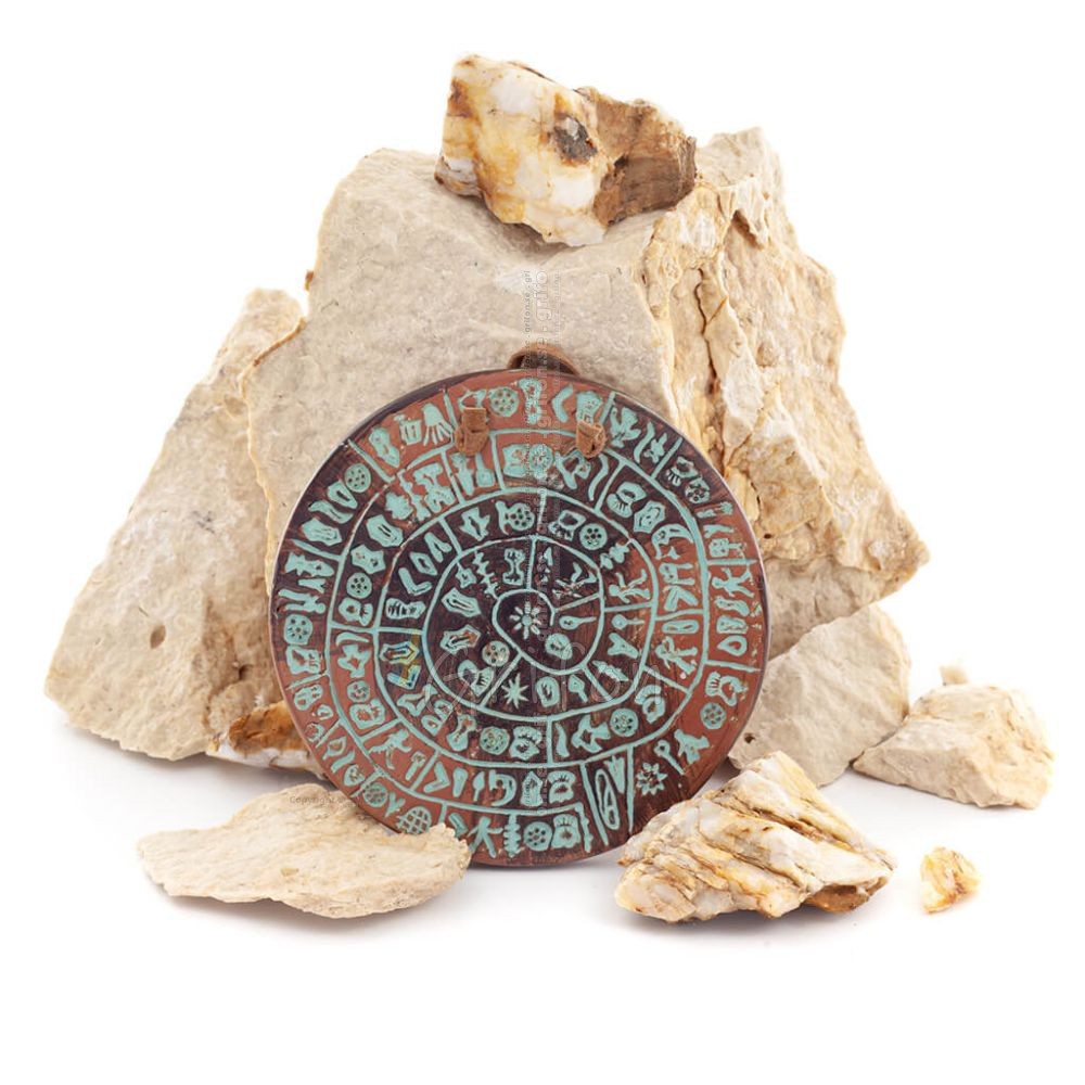 Δίσκος Φαιστού: Το άλυτο μυστήριο, Κρεμαστός μεσαίος 11εκ από αλάβαστρο, μινωικός πολιτισμός, επιτοίχιο, αρχαία Ελλάδα Πολυεστερ