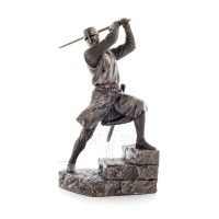 Knight on Stairs Holding Sword in Attack Stance 19.5x30.5cm Veronese Electrolytic Bronze Full Body Statue Veronese 1 - grifon.se