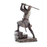 Knight on Stairs Holding Sword in Attack Stance 19.5x30.5cm Veronese Electrolytic Bronze Full Body Statue Veronese 3 - grifon.se