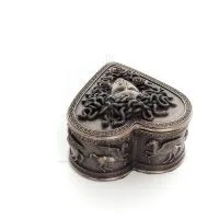 Medusa heart 11.5x7cm Jewelry case, Jewelery box, storage box-like case, Veronese Bronze Electrolysis Full Body Statue Veronese 