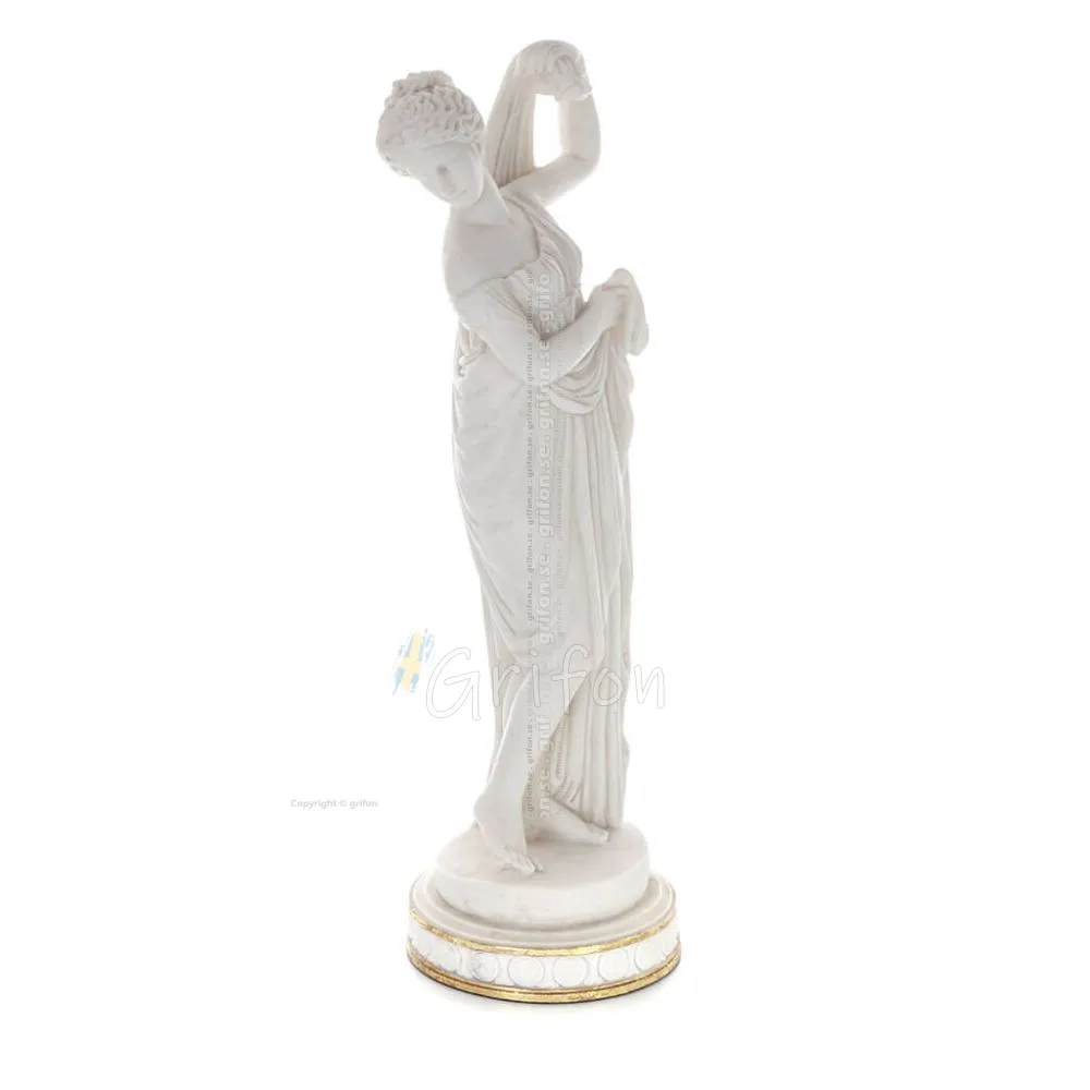 Muse, en av de nio muserna33 cm fullängdsstaty, alabaster av polyestermarmortyp, antikens Grekland Alabaster 1 - grifon.se 