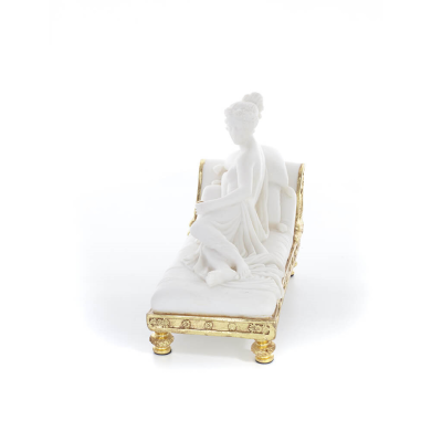 Î Î±Ï…Î»Î¯Î½Î± ÎœÏ€Î¿ÏÎ³ÎºÎ­Î¶Îµ Ï‰Ï‚ Î‘Ï†ÏÎ¿Î´Î¯Ï„Î·, Î±Î»Î»Î¹ÏŽÏ‚ Î· Ï‰ÏÎ±Î¯Î± ÎºÎ¿Î¹Î¼Ï‰Î¼Î­Î½Î· 19,5ÎµÎº ÎŸÎ»ÏŒÏƒÏ‰Î¼Î¿ Î¬Î³Î±Î»Î¼Î±, Î Î¿Î»Ï…ÎµÏƒÏ„ÎµÏÎ¹ÎºÏŒ Î±Î»Î±Î²Î¬ÏƒÏ„ÏÎ¹Î½Î¿ Ï„ÏÏ€Î¿Ï… Î¼Î±ÏÎ¼Î¬ÏÎ¿Ï… Î‘Î»Î±Î²Î¬ÏƒÏ„ÏÎ¹