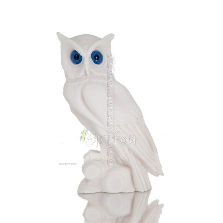 Owl or Glaucus: the sacred bird, symbol of wisdom, prudence, with a chick on a rock 17x12cm Full length alabaster statue Alabast