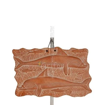 Vägghängande plaketter i form av delfiner 17x26cm dekorativa med handgjord finish, väggmonterad Dekorativ keramik 1 - grifon.se 