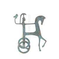 Athena or Athana or Athene: The goddess of wisdom 18cm on a chariot with a helmet and an owl in her hand, full-bodied bronze dec